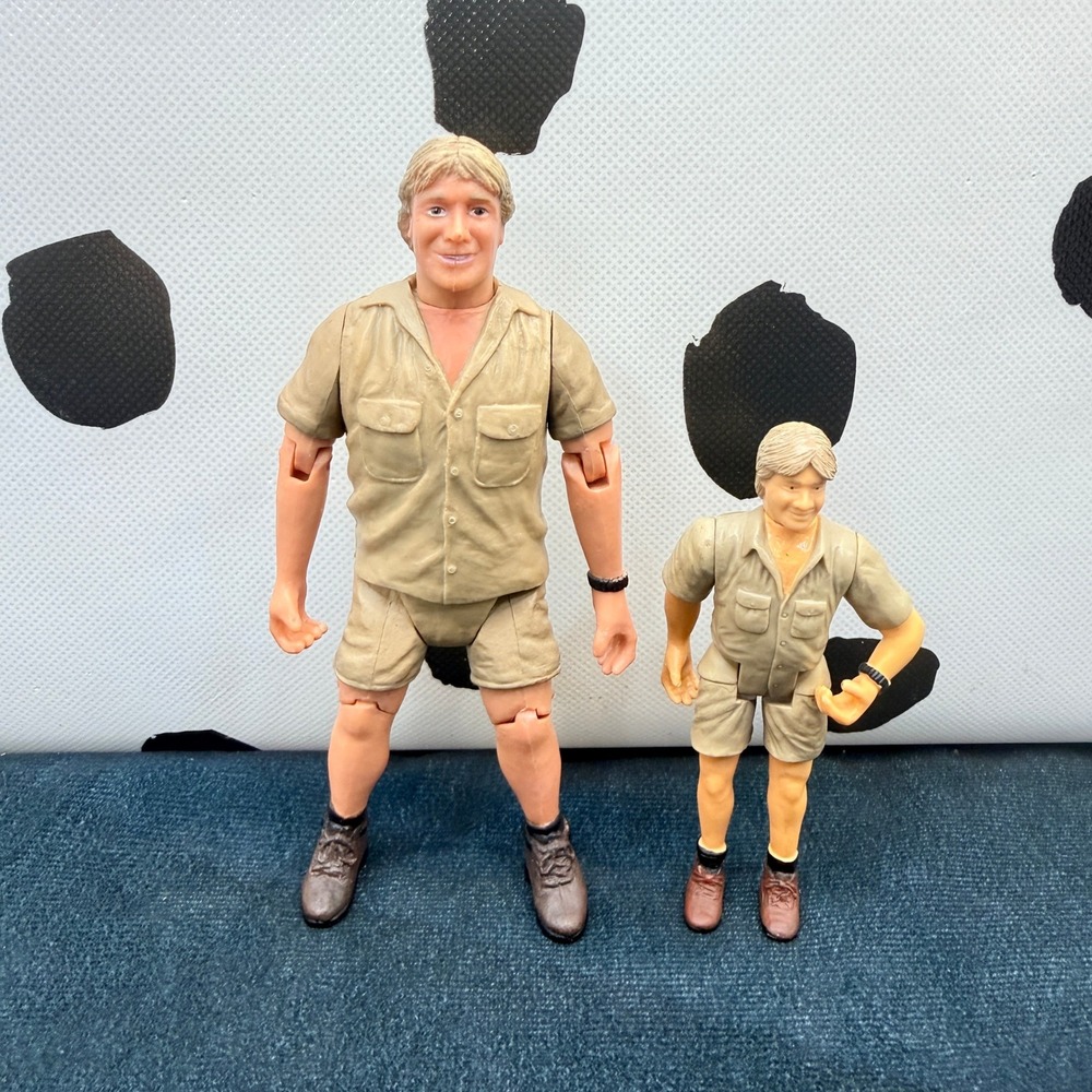Vintage Steve Irwin Crocodile Hunter Action Figure Lot 2000 N2 Toys 6" & 2002 BK
